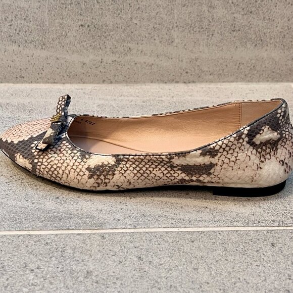 Stuart Weitzman Jodie Python Flats Size 6.5 - Picture 4 of 11